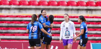 Gallos Femenil deja pasar la oportunidad en casa y se aleja de Liguilla