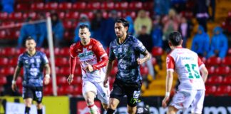 Sigue la malaria: Le arrebatan la victoria a Gallos Blancos