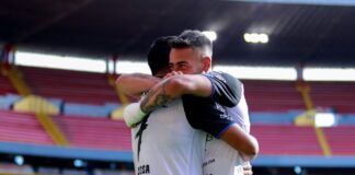 Remontada queretana; Gallos Blancos triunfa en el Jalisco