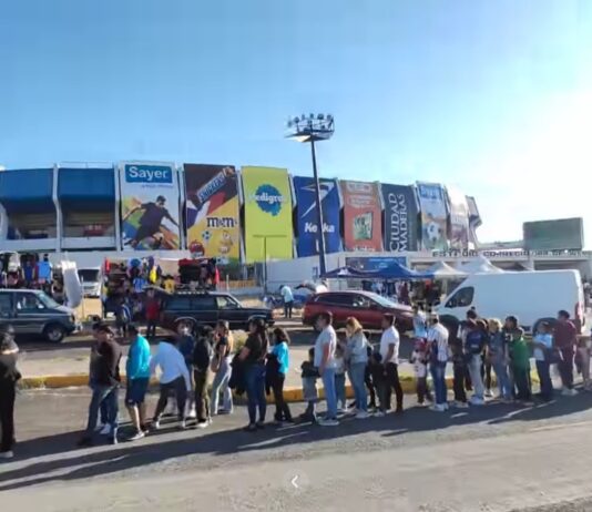 Gallos no llena La Corregidora; la Directiva prefiere regalar boletos