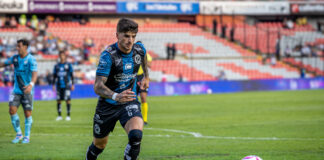 Santiago Homenchenko: Con el seis en el dorsal y el corazón por delante.