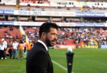 Fin de ciclo: Benjamín Mora es cesado de Gallos Blancos tras el Clausura 2025 Fin de ciclo: Benjamín Mora es cesado de Gallos Blancos tras el Clausura 2025