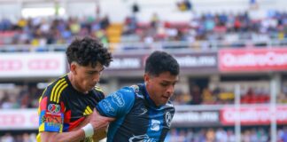 Querétaro pelea hasta el final, pero América se lleva los tres puntos