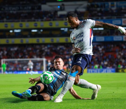 Gallos demuestra más corazón que la maquina en un empate a 1