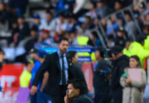 «Disfrutemos estos minutos que le ganamos a tremendo equipo»: Esteban González