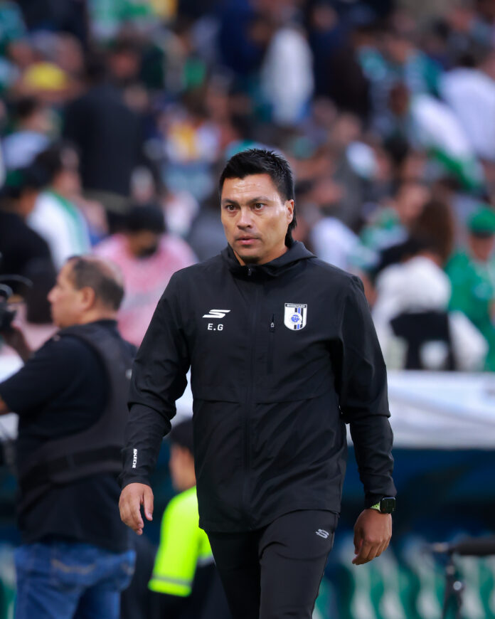 J12_SANTOS_VS_QRO_AP26__295