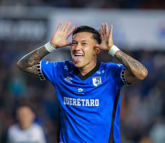 Querétaro sigue en plan grande y derrota al Atlante en La Corregidora